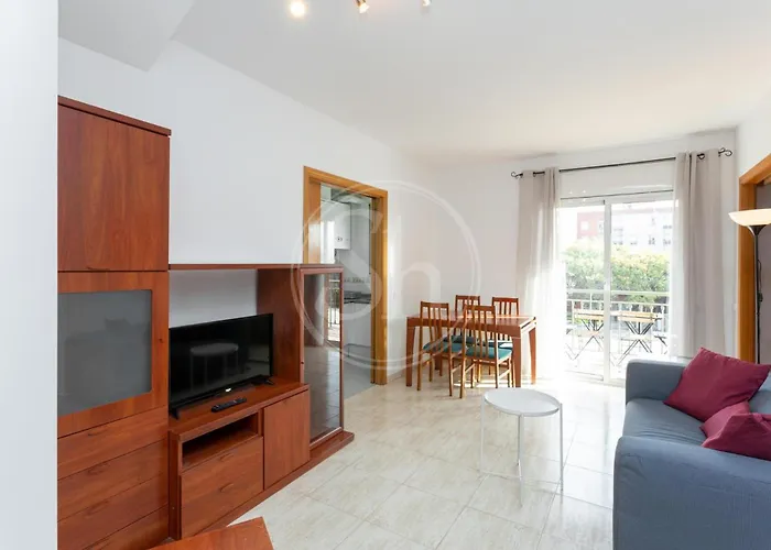 3 Con Balcon برشلونة
